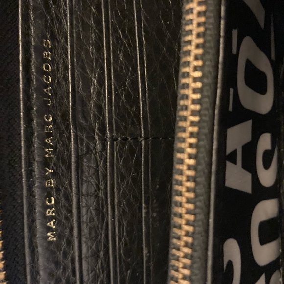 Marc by Marc Jacobs wallet - Picture 5 of 6